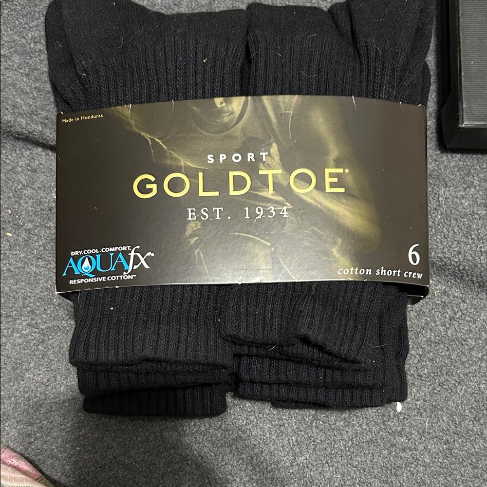 Gold Toe Men's Sport Black Cotton Short Crew Socks